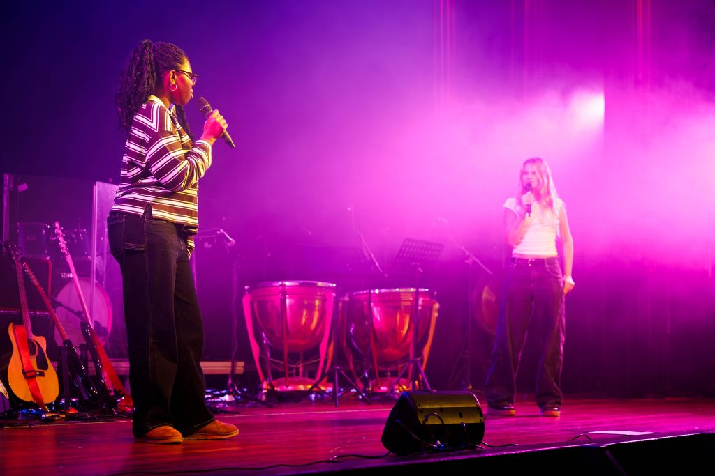 Samen zingen tijdens Cals Cultureel