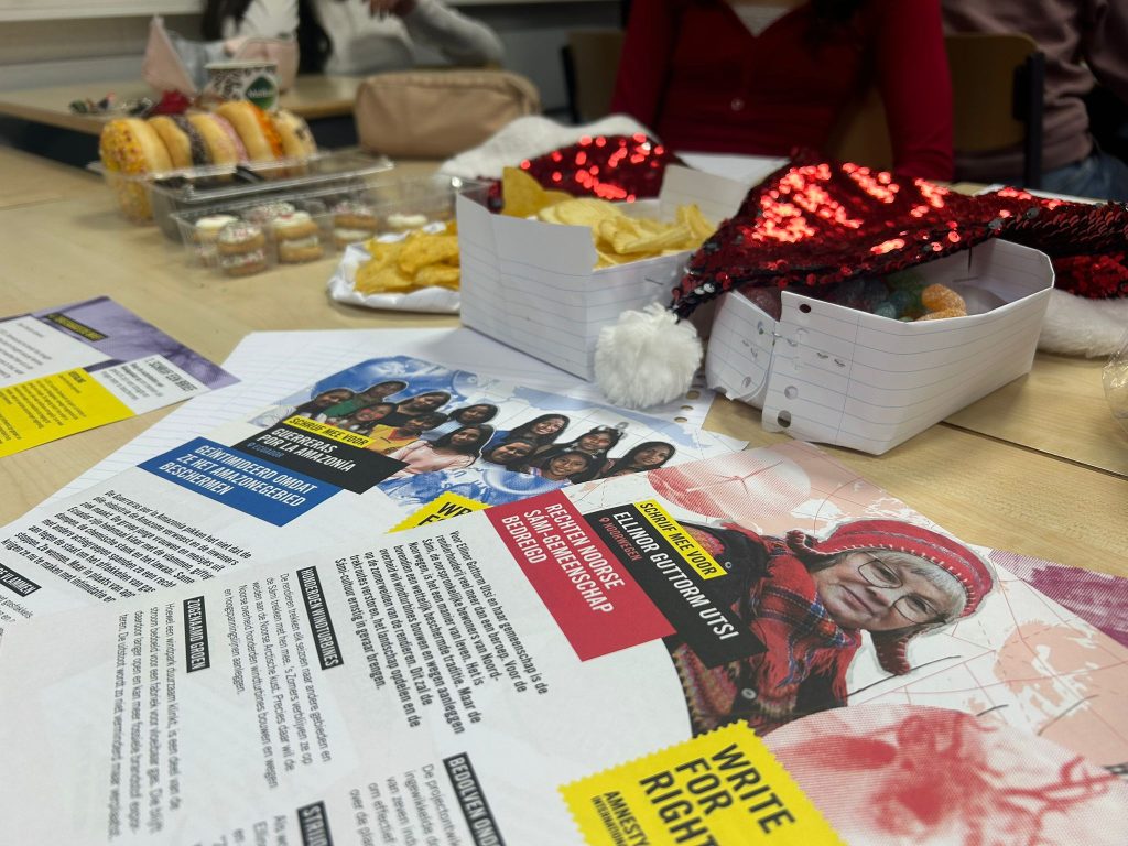 Kaarten schrijven Amnesty International